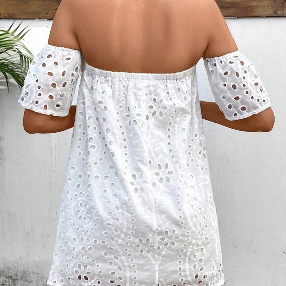 White Boho Women's Open Shoulder Dress with Embroidered Pattern - Picture 2 of 6